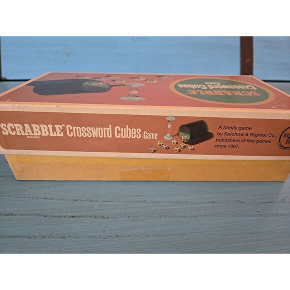 Vintage Scrabble Crossword Cubes Game 1964 Selchow & Righter w/ Timer and Shaker - Picture 4 of 7